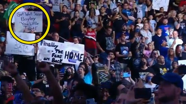 WWE Fan Sign Bayley