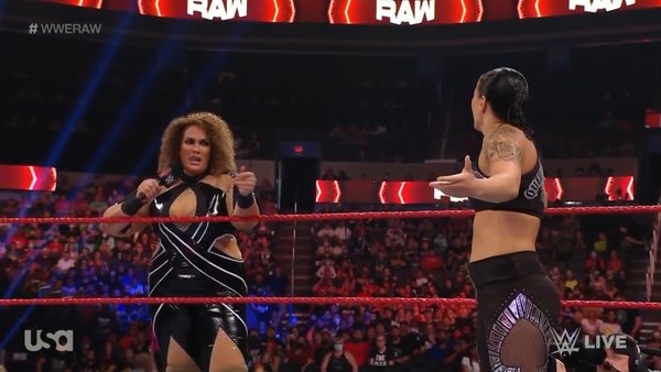 Nia Jax Shayna Baszler