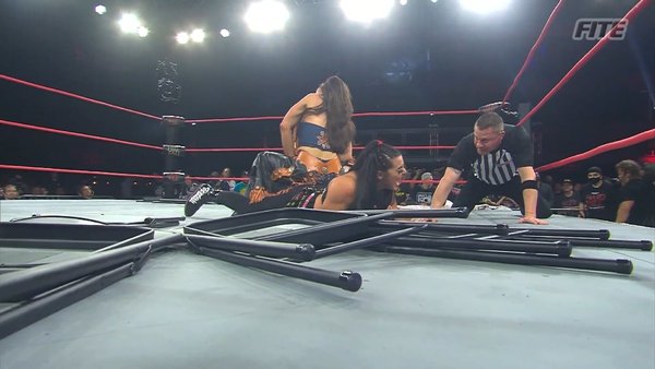 Mickie James Deonna Purrazzo