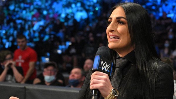 Sonya Deville