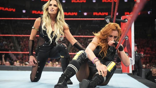 Trish Stratus Becky Lynch