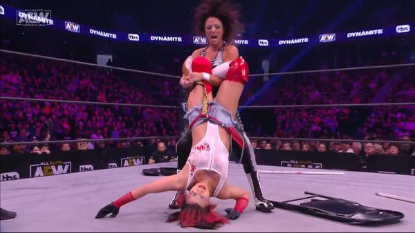 Hikaru Shida Serena Deeb