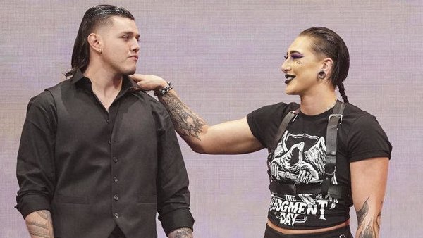 Dominik Mysterio Rhea Ripley