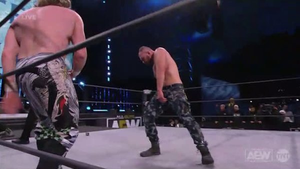 Kenny Omega Jon Moxley