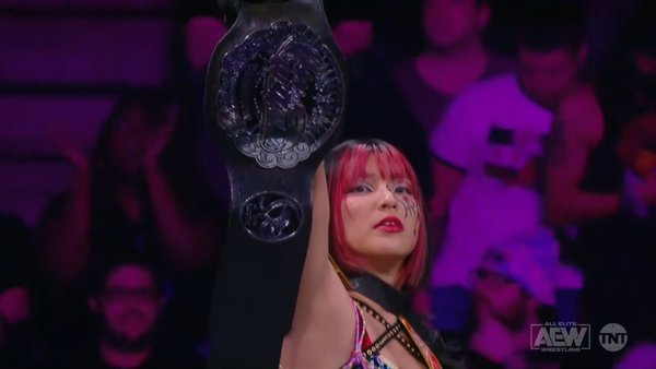 Hikaru Shida Regina Di Wave Title AEW