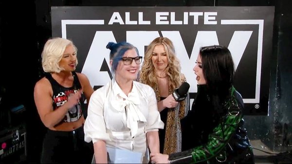 Toni Storm Leva Bates Saraya