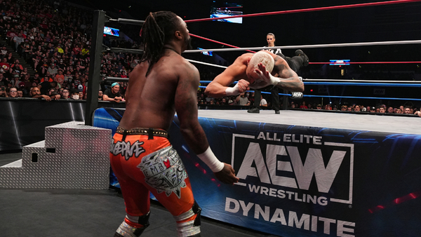 Wardlow Undertaker powerbombs