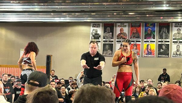 Masha Slamovich Shayna Baszler