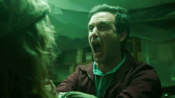 Alien Romulus Get Away From Her