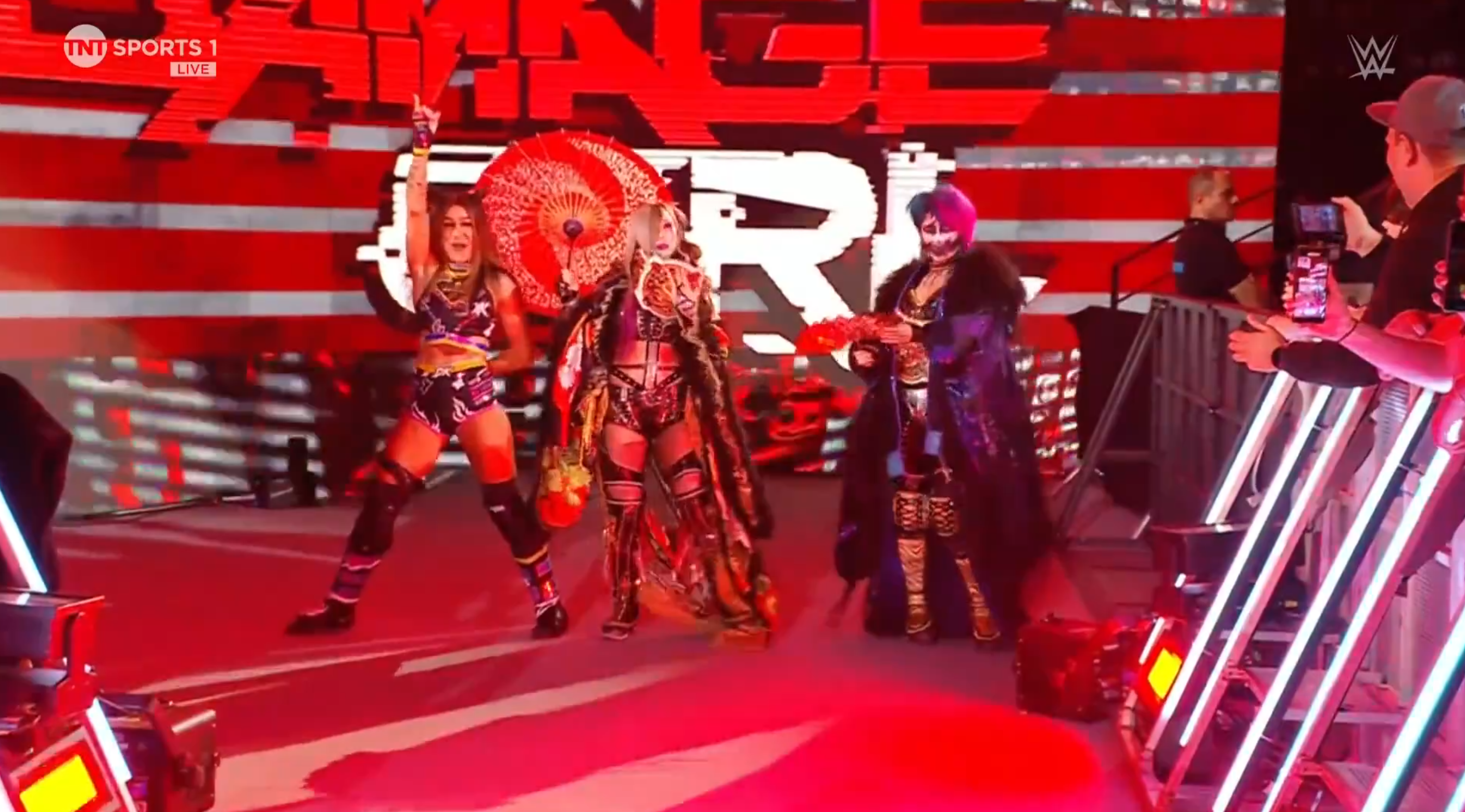 Damage CTRL Dakota Kai Asuka Kairi Sane Kabuki Warriors