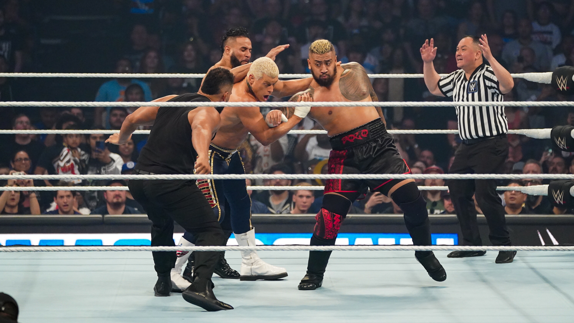 Cody Rhodes Bloodline Solo Sikoa Tama Tonga Loa