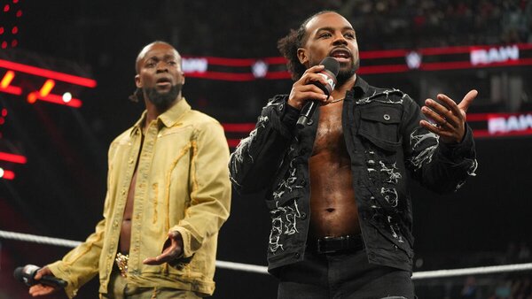 WWE Raw The New Day Kofi Kingston Xavier Woods