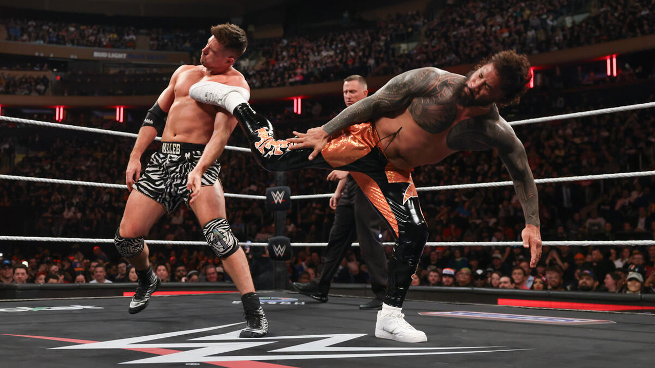 WWE Raw Grayson Waller Jey Uso