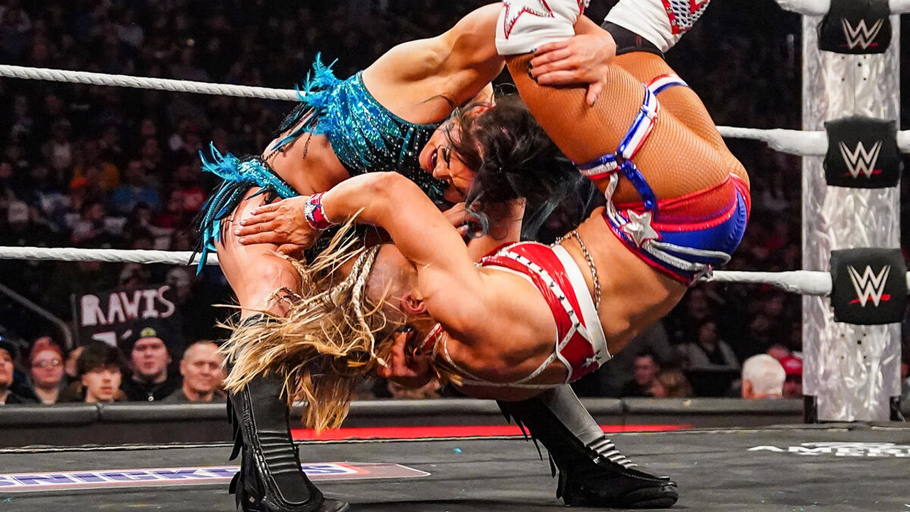 WWE Raw Lyra Valkyria Ivy Nile