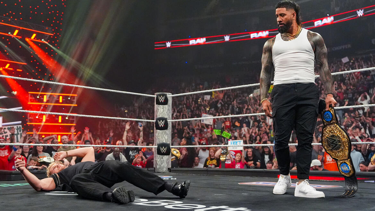 WWE Raw Logan Paul Jey Uso