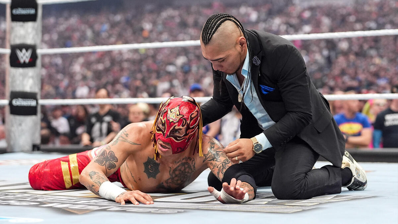 WWE WrestleMania 41 Night 1 Rey Fenix Vikingo