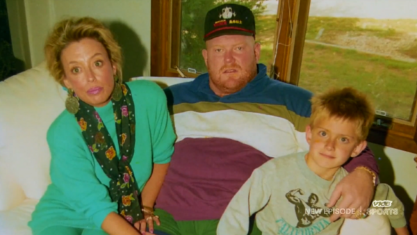 Dark Side Of The Ring Vader