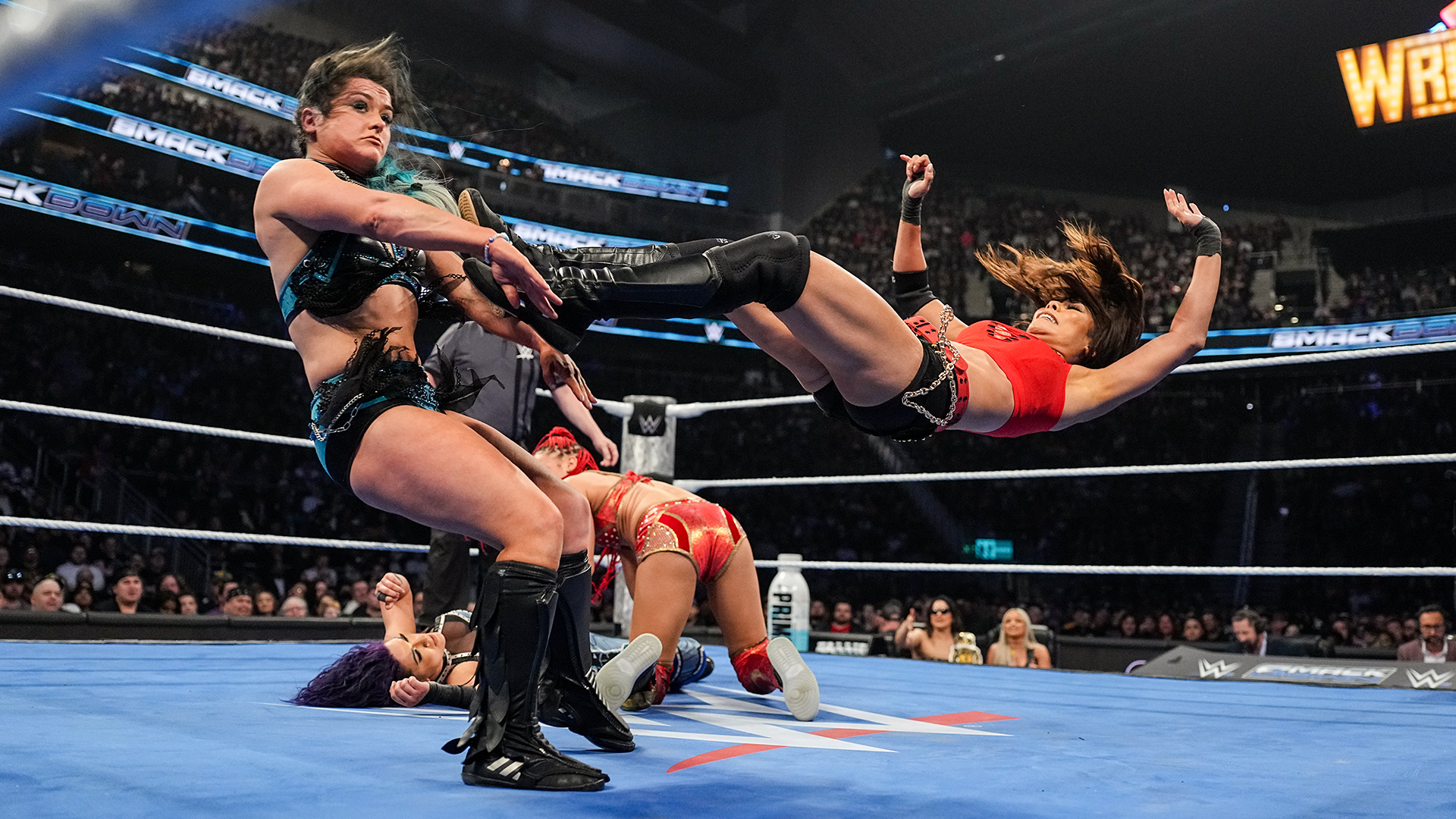 Lyra Valkyria Bayley Michin B-FAB