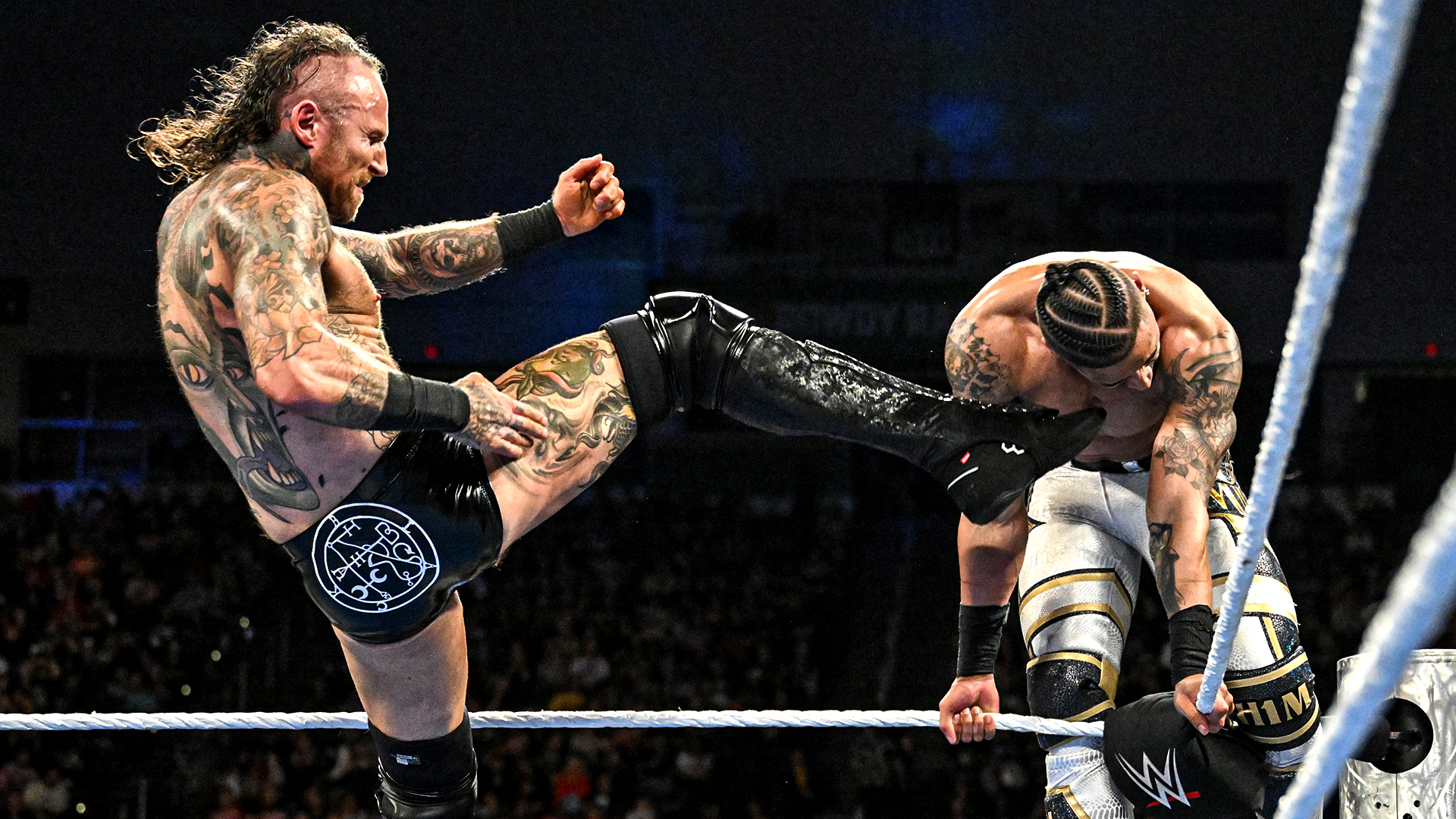 Aleister Black Carmelo Hayes