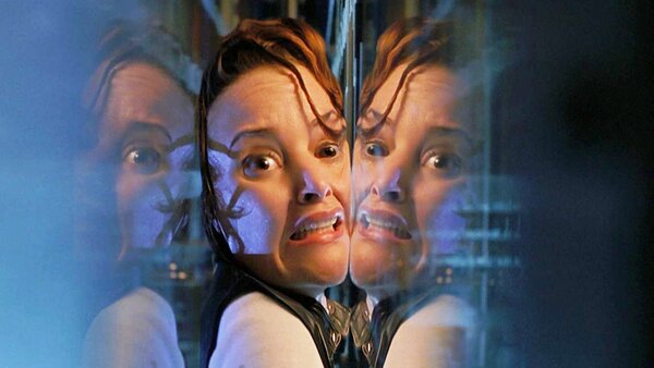 Thir13en Ghosts Kalina