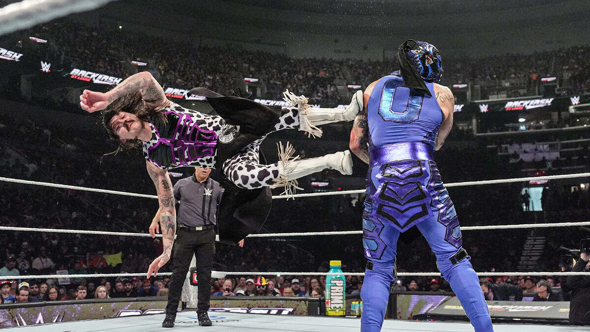 Penta Dominik Mysterio