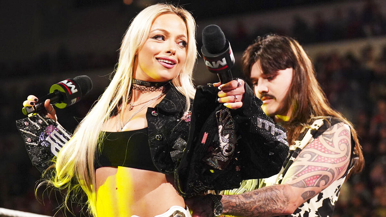 WWE Raw Liv Morgan Dominik Mysterio