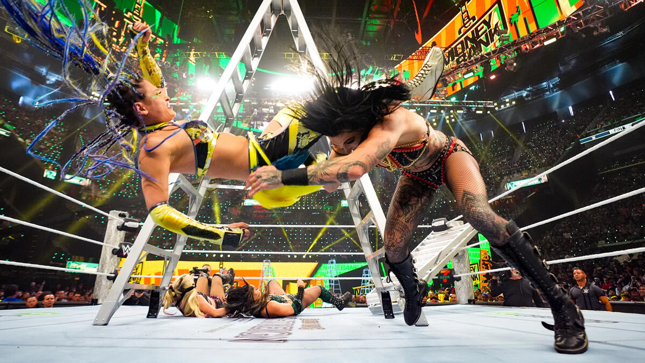 WWE Money in the Bank 2025 Giulia Rhea Ripley