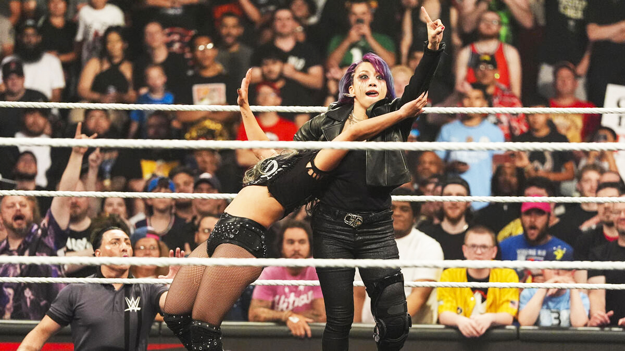 WWE Raw Roxanne Perez Asuka