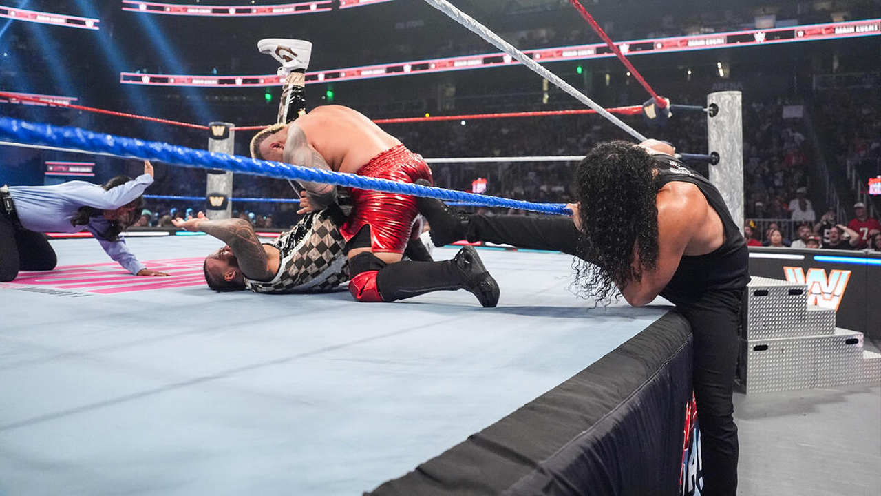 WWE Saturday Night's Main Event Jimmy Uso Solo Sikoa Talla Tonga