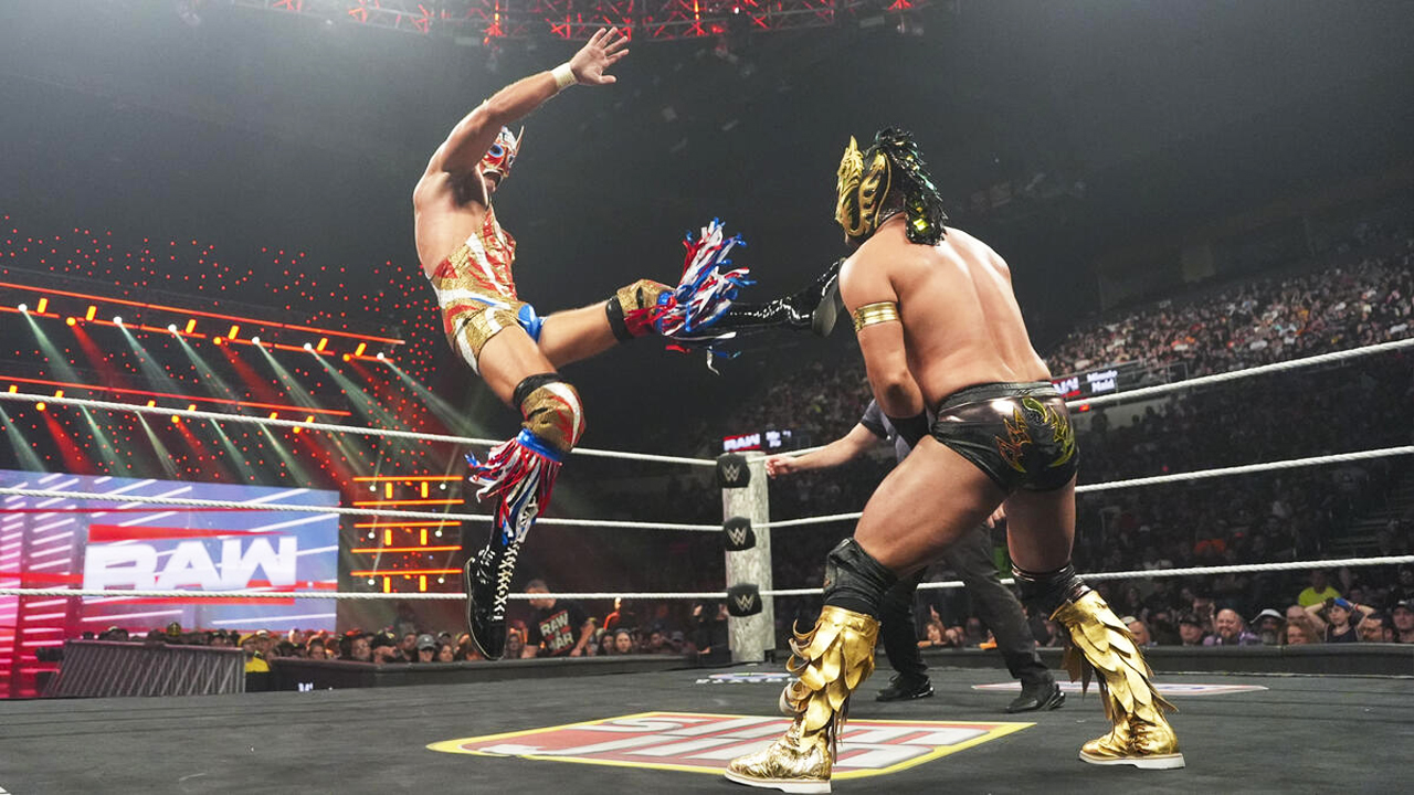 WWE Raw El Grande Americano Dragon Lee Ludwig Kaiser