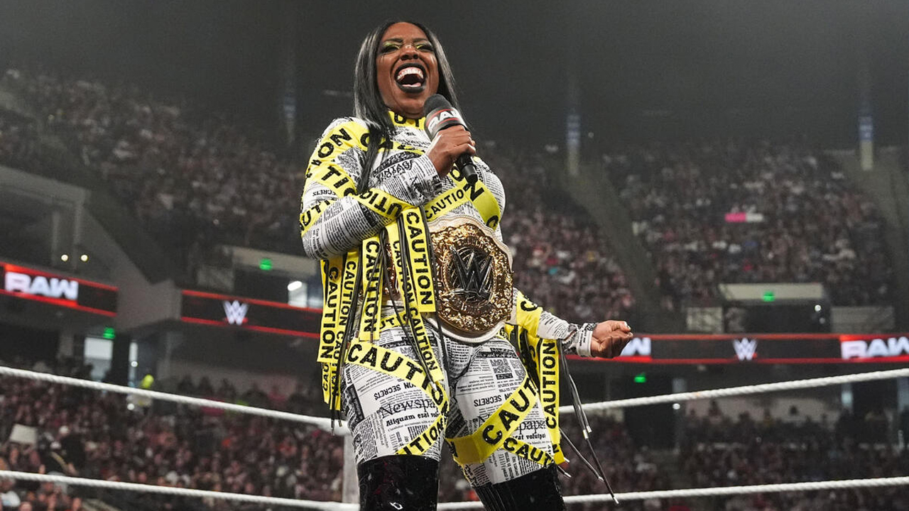WWE Raw Naomi