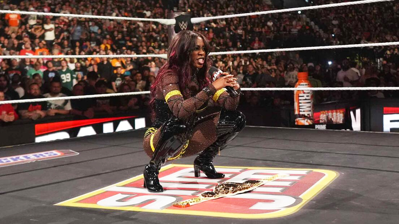 WWE Raw Naomi