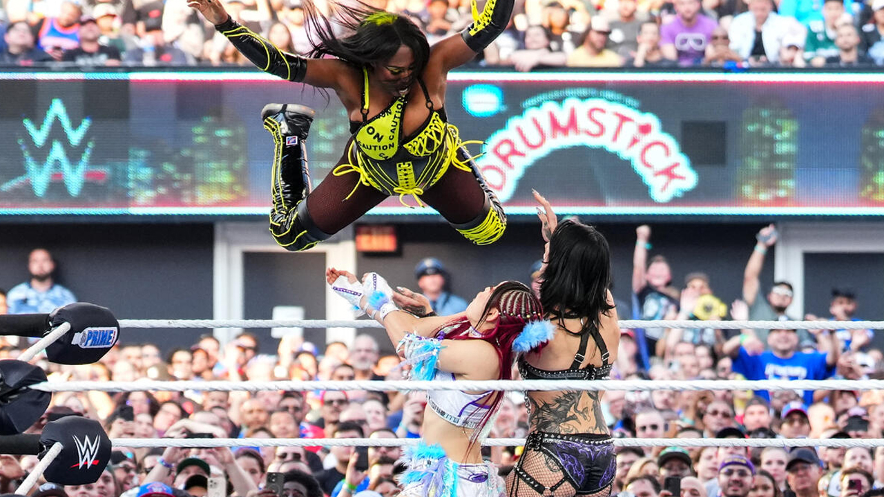 WWE SummerSlam 2025 Naomi Iyo Sky Rhea Ripley
