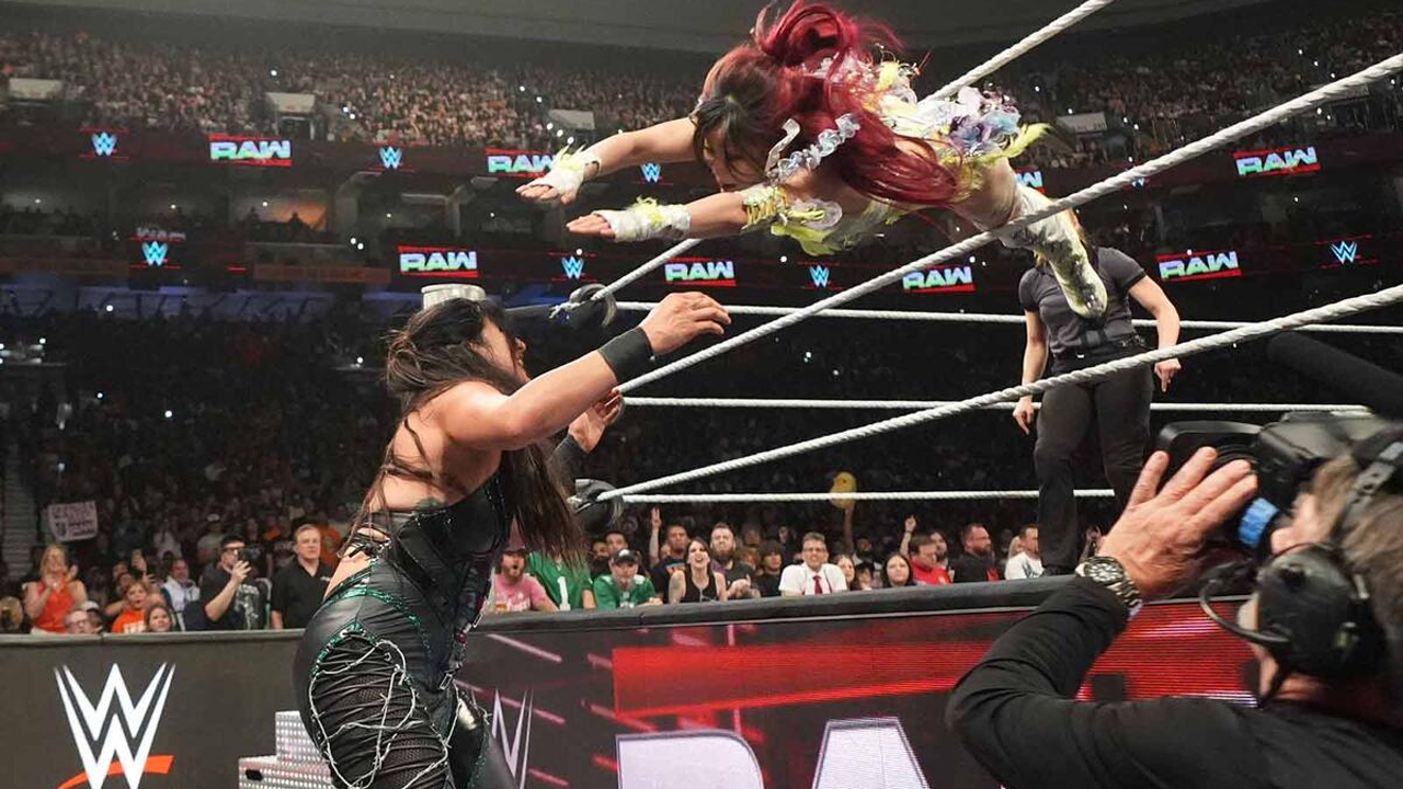 WWE Raw Raquel Rodriguez Iyo Sky