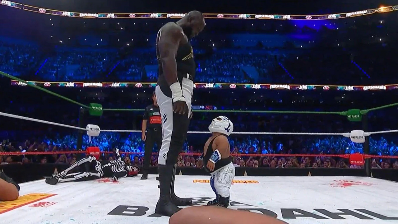 AAA Triplemania XXXIII Omos Microman