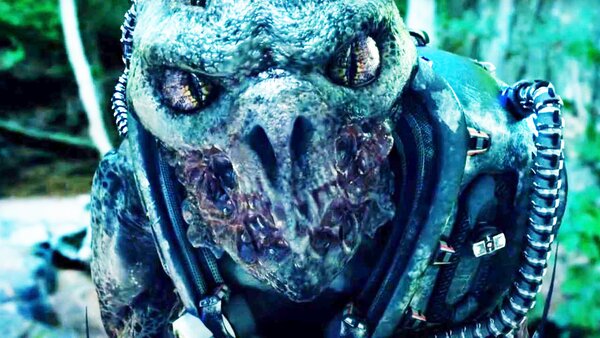 The Extra-Terrestrial - Man Vs.