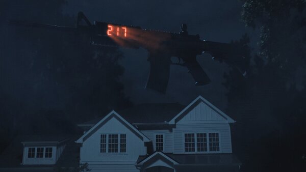 The Naked Gun 2025 Liam Neeson Pamela Anderson Snowman Threesome