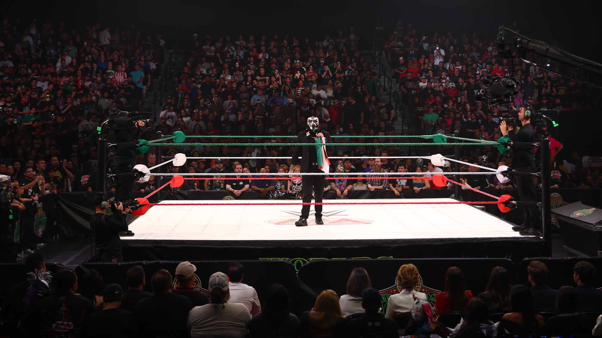 AAA WWE Worlds Collide 2025 Penta