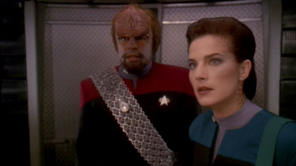 Spock Ethan Peck Star Trek Strange New Worlds What Is Starfleet