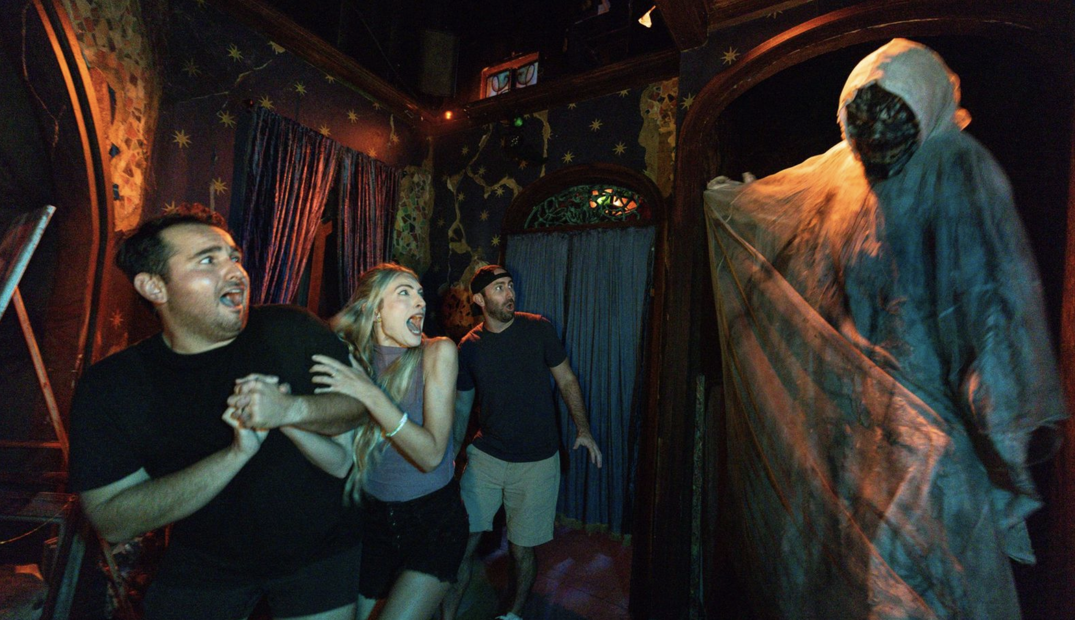 universal orlando resort hhn halloween horror nights el artista