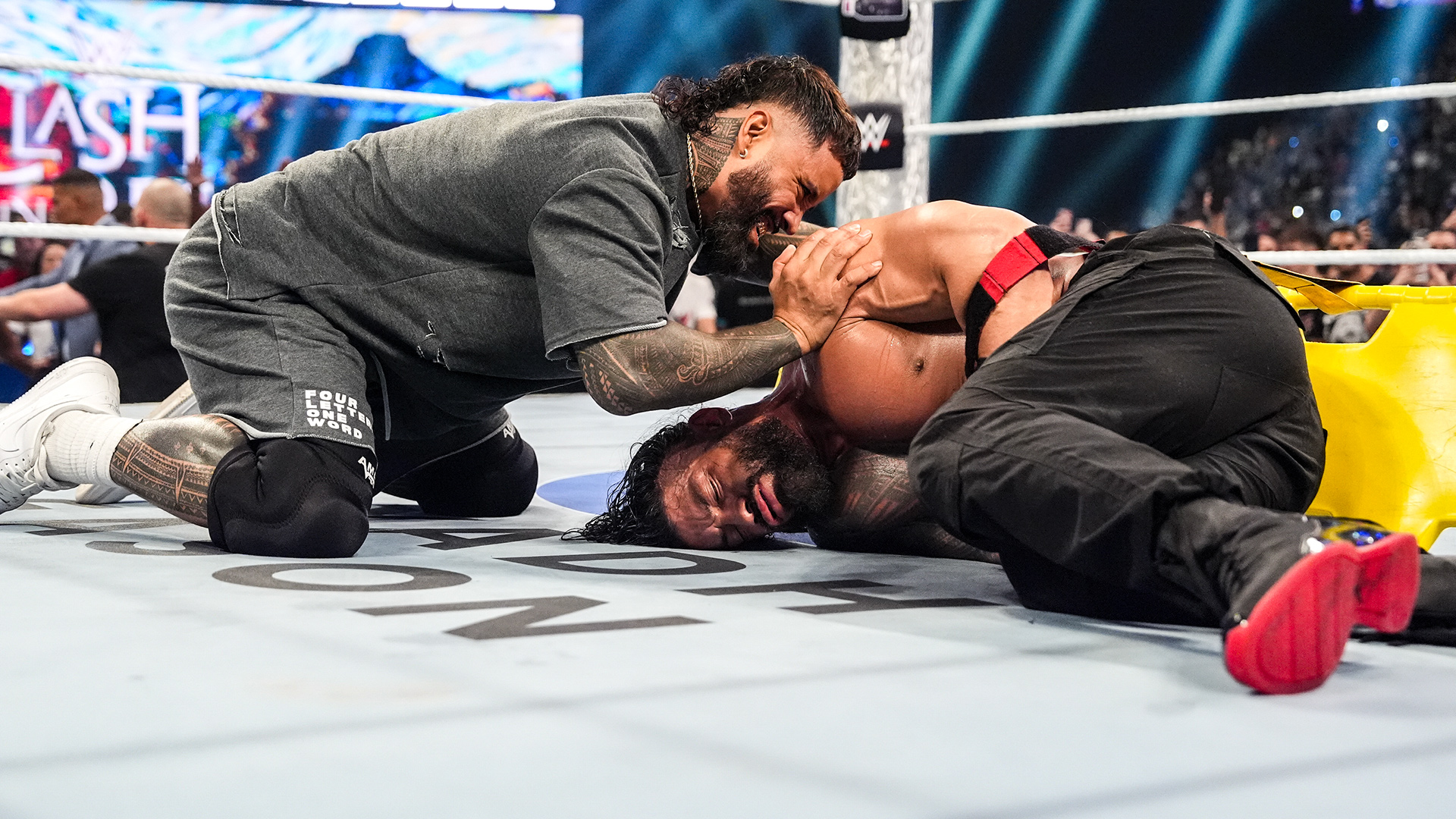 WWE Clash In Paris Roman Reigns Jey Uso