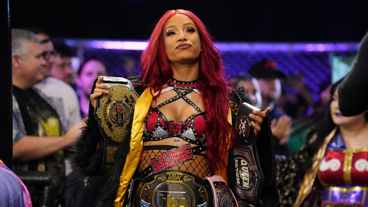 AEW Dynamite Mercedes Mode