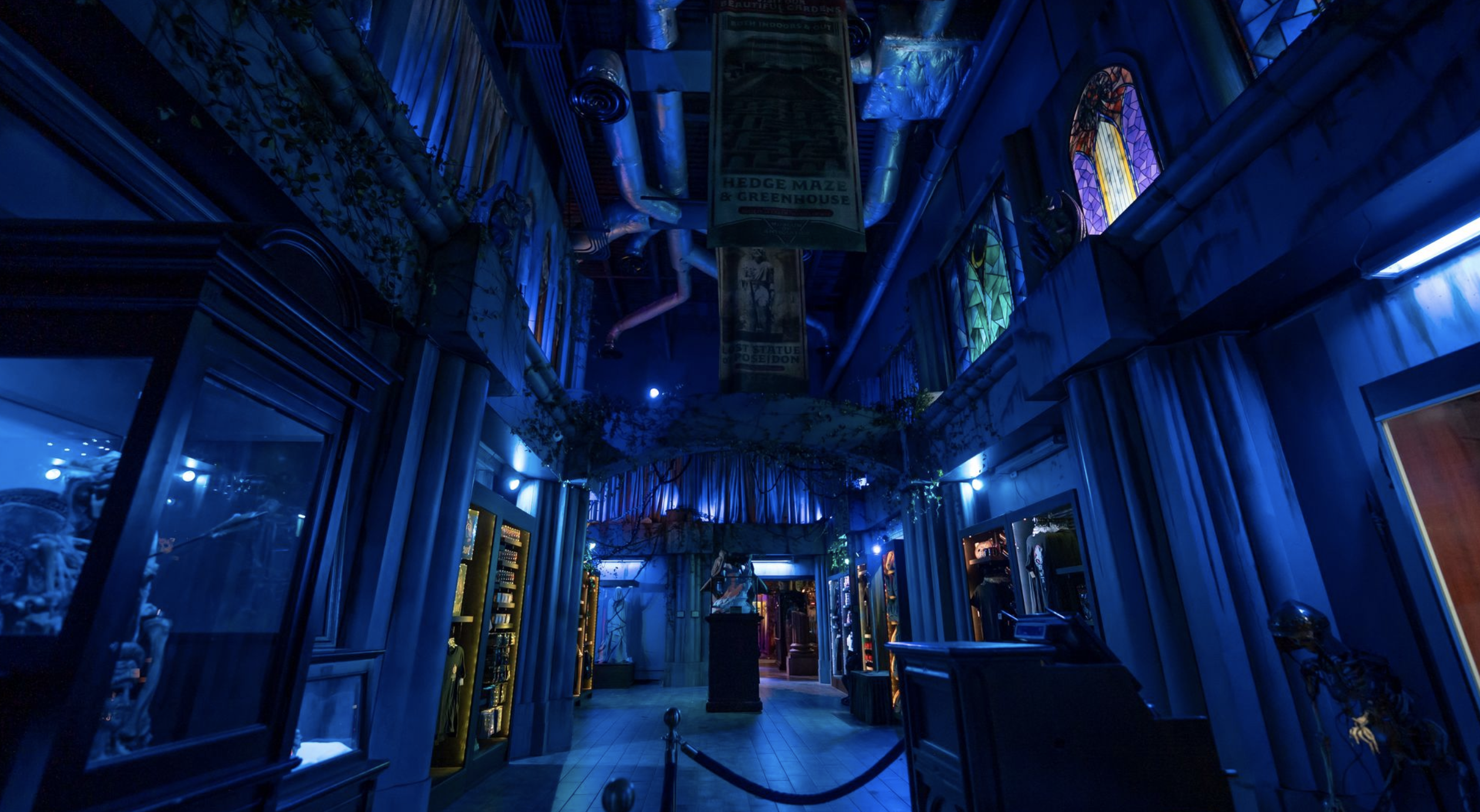 universal orlando resort hhn halloween horror nights tribute store