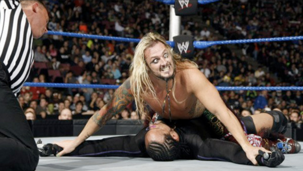 Mickie James Piggy James WWE 2009