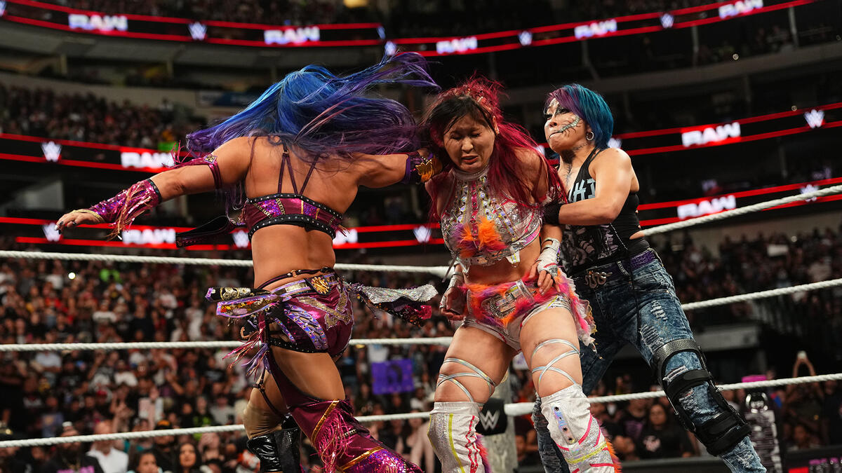 Kabuki Warriors IYO SKY