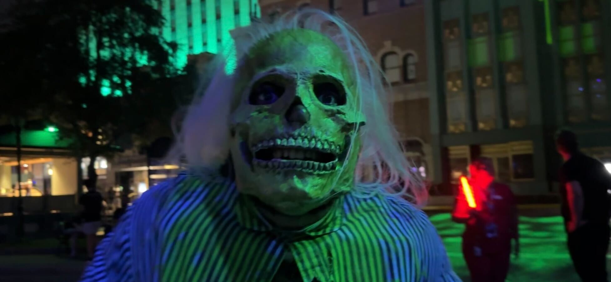 universal orlando resort hhn halloween horror nights toxic