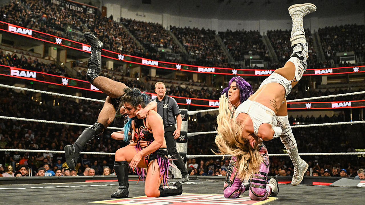 WWE Raw Alexa Bliss Charlotte Flair Lyra Valkyria Bayley