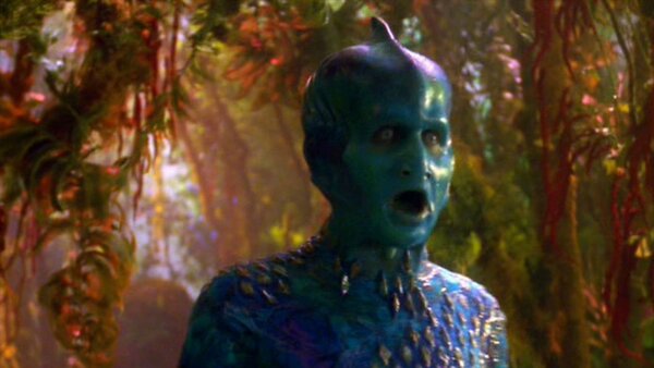 USS Voyager Legs Landing Star Trek