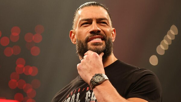 WWE Raw Roman Reigns