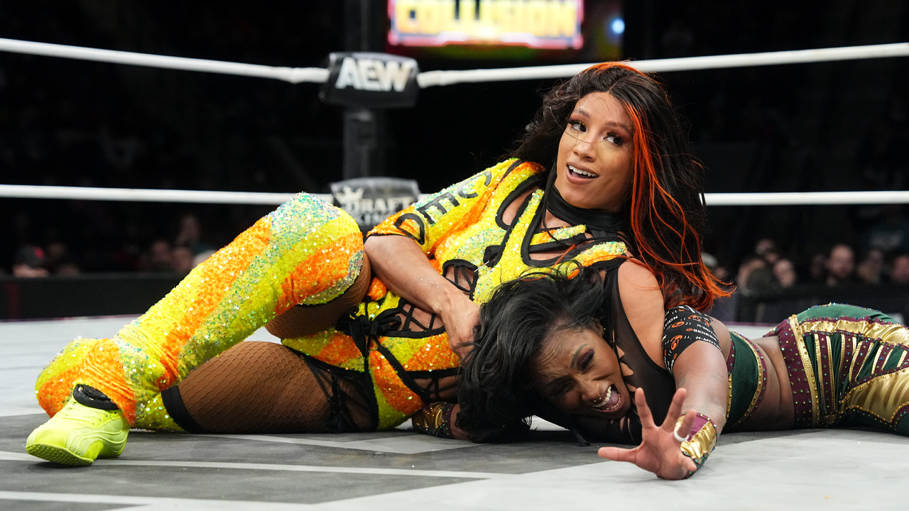 Mercedes Mone Red Velvet